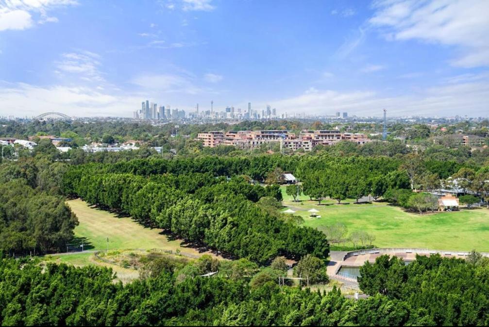 105op Abnb-style Spectacular Park View 2br With Free Parking Apartment